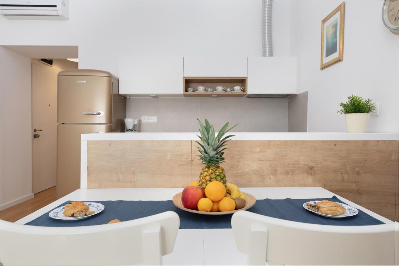 Modern Apartments Near Park Zrinjevac Загреб Екстериор снимка